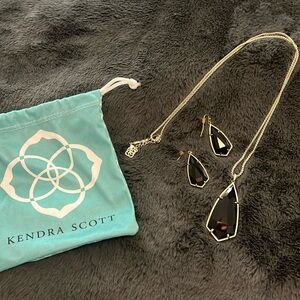 Kendra Scott earring and necklace set in black and gold
